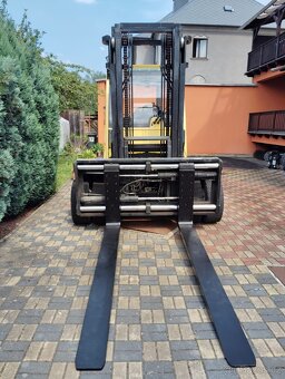 Vysokozdvižný vozík - HYSTER H8 - 9