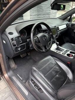 Touareg 3.0 TDi 180kw+po rozvodech - 9