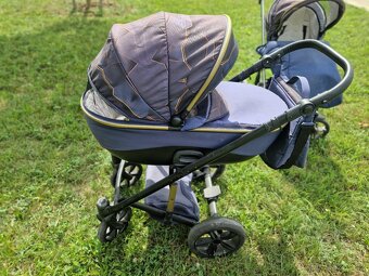 Dětský kočárek JASMINE 2x + autosedačka + síťka proti hmyzu - 9