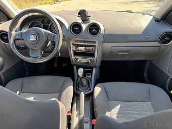 Seat Ibiza 1.4 benzín, r. 2006 - 9