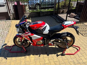 Honda CBR 1000rr - 9