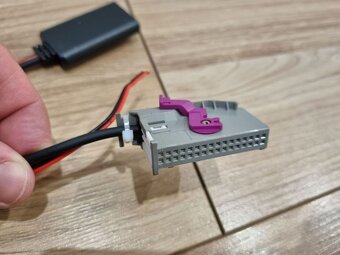 MODUL Bluetooth ADAPTER pre SKODA VW AUDI SEAT - 9