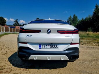BMW X6 M paket 4.0i 4x4 r.v.2022 Full vybava - 9