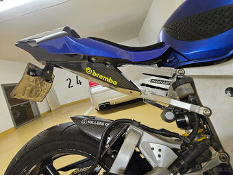 Yamaha R6 2002 - 9
