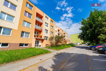 Prodej bytu 2+1 v Třebíči, ul. Račerovická - 9