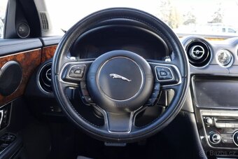 2019 Jaguar XJ-Series XJ R-Sport AWD 3.0 - 9