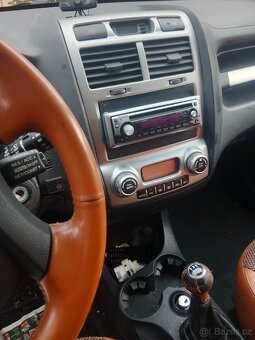 Prodám Kia Sportage 4x4 lpg - 9