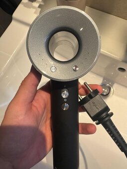 Dyson Supersonic – nový fén se sadou příslušenství - 9