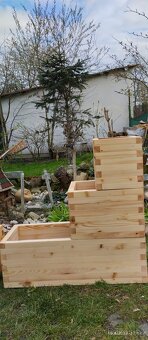 Dřevěný truhlík - 9