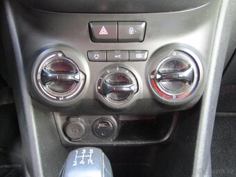 Peugeot 208 1.2i ,  60 kW benzín, 2016 - 9