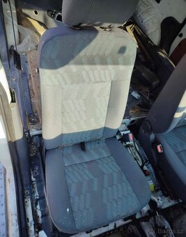 Ford Transit connect Tourneo 1.8tdci - 9