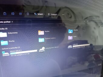 Acer Aspire E5-575G-53P1 - 9