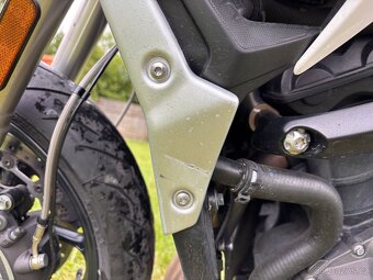 Triumph Street Triple S 660 - 9