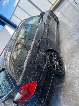 BMW E91 2.0D M47 2007 Manuál - 9