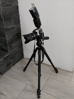 Nikon D5300 a bohaté příslušenství - 9