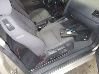 Prodám VW GOLF 5 1,4 55Kw 2005 ,Euro 4 - 9