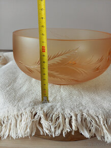 Broušená skleněná mísa - 9