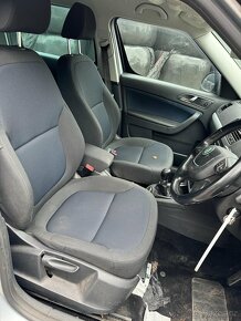 Veškeré náhradní díly z vozu Škoda Yeti 1,6 TDI před FL 2013 - 9