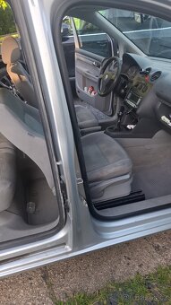 VOLKSWAGEN CADDY LIFE 1,9 TDI 77kw - 9
