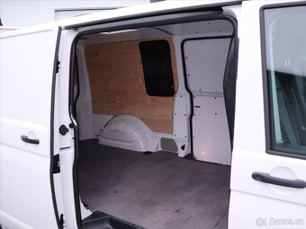Volkswagen Transporter 2,0 TDI 110kW Long Tažné (2017) - 9