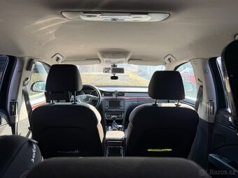 Škoda Superb 3.6 V6 4x4 DSG - 9