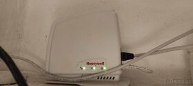 Honeywell EVOHOME Touch - Dotiková jednotka - 9