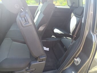 Opel Zafira 1.8i 2011, 124tkm, 7míst - 9