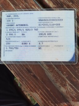 E90 330i - 9