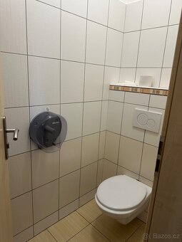 Pronájem prodejny v centru Vlašimi, 60m2 - 9