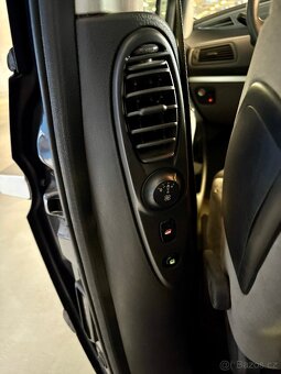 Peugeot 807 2.0 HDI - 9