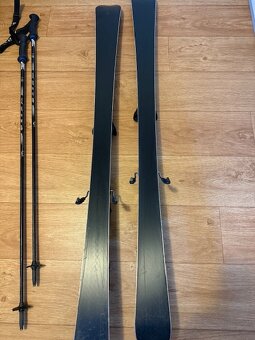 Lyžáky FISCHER 28,5, lyže MOLITOR, hůlky 120, helma ALPINA M - 9