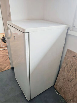 CHLADNIČKA S MRAZNIČKOU ELECTROLUX - A+ - 127cm - 9