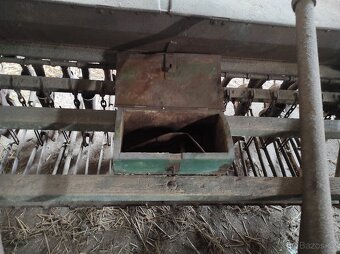 Historický secí stroj - 9