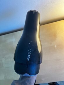 Philips profesionální fén - 9