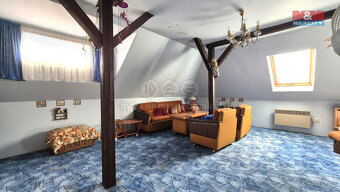 Prodej rodinného domu, 180 m², Počerady - 9