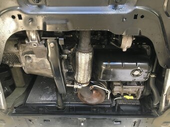 Peugeot 308 1.6HDi 80Kw, Panorama, Dvojbarev.Kůže, nová STK - 9