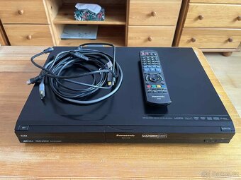 TV Panasonic TH-42PZ80E + Panasonic DMR - EX 768 - 9