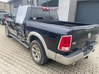 DODGE RAM 5.7 4x4 Laramie 2015 - 9