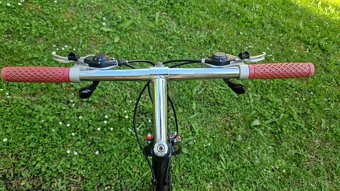 Horské kolo 26" - Shimano - pěkný stav,černé - 9