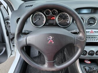 Peugeot 308 1.4i , 72 kW benzín, 2011 - 9