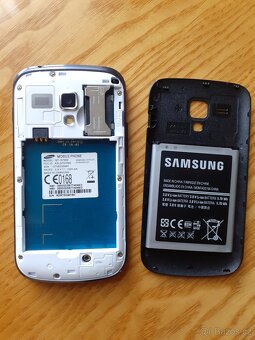 Samsung Galaxy S Duos 2 GT-S7582 - 9