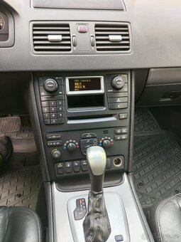 Volvo XC90 D5 r.v.2006 7 míst - 9