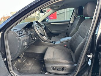 Škoda Superb 2.0 TDi DSG ACC BIXEN NAVI - 9