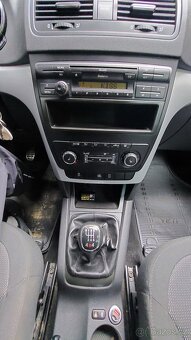 Škoda Yeti 2.0tdi 81kw 4x4 ČR serviska - 9