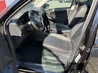 Volkswagen Tiguan 2,0 TDi R-Line PANORAM MATRIX / 2019 - 9