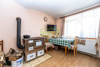 Rodinný dům s vedlejšími stavbami, Kravaře, ul. Pod Lipou 13 - 9