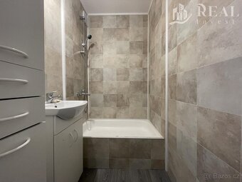 Prodej, byt 1+kk, 32 m2, DV, Teplice, ul. Krušnohorská - 9
