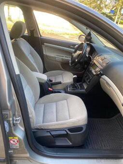 Škoda Octavia 2 4x4 2.0FSI 110kw 2006 Combi - 9