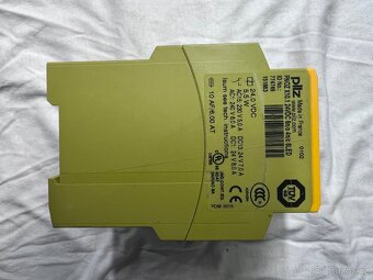 Díly elektro-jističe,startéry,trafa,atd. - 9