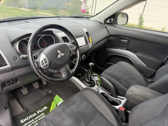 Mitsubishi Outlander 2.4 4x4 7-MÍST +Najeto 202TKM+ - 9